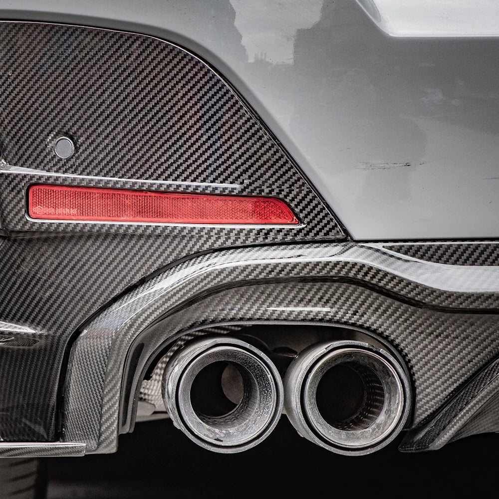 Sooqoo Dry Carbon Rear Diffuser Dual Tips for BMW 4 Series G26 (2021–Present)