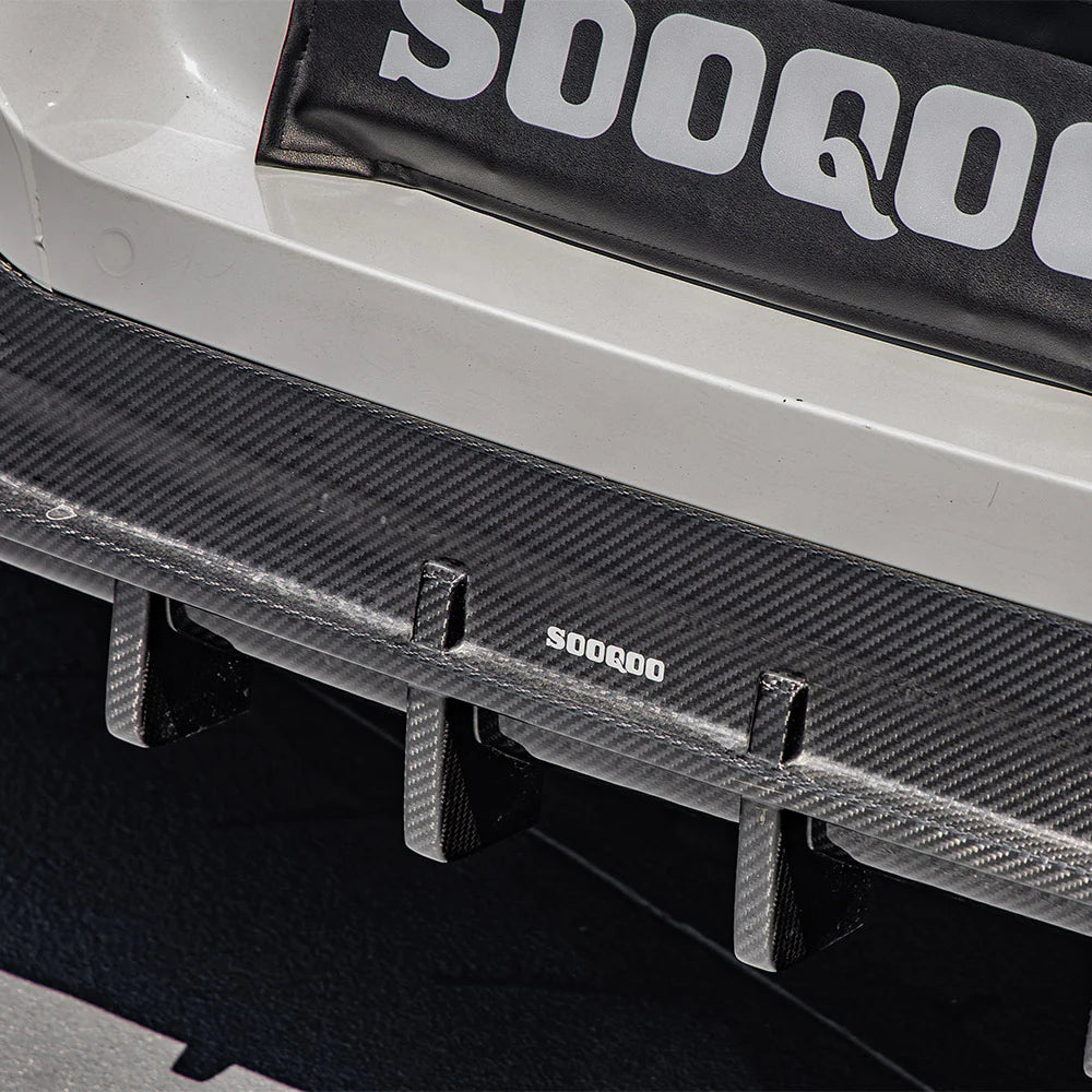 Sooqoo Dry Carbon Rear Diffuser for BMW 8 Series G14 (2019–Present)