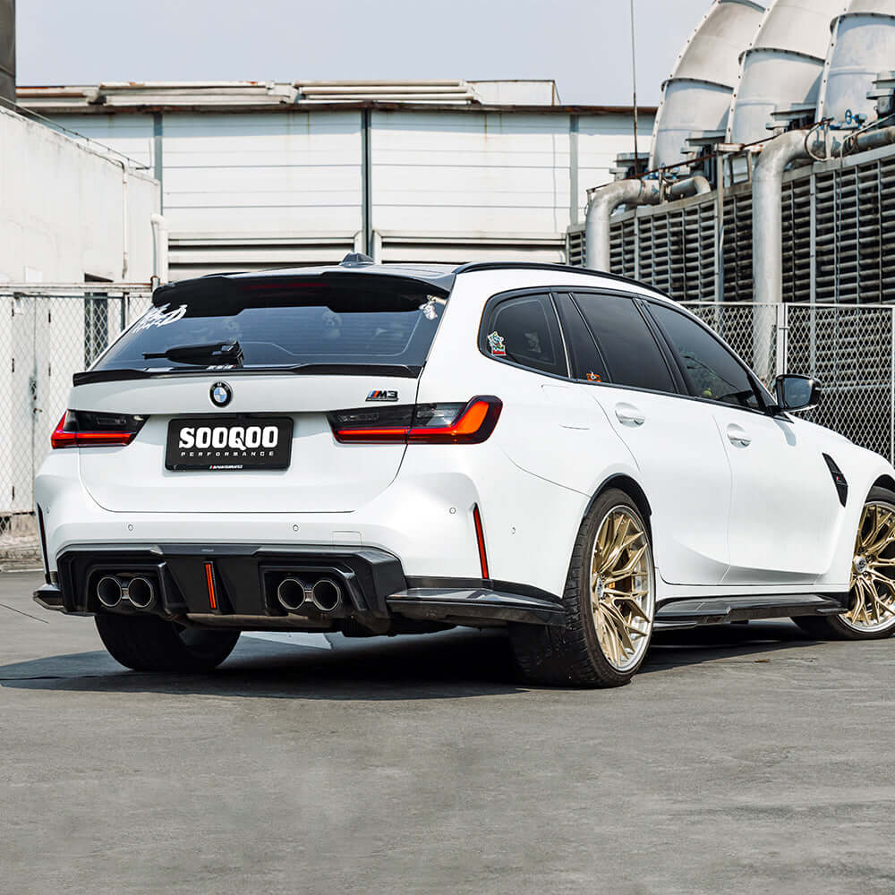 Sooqoo Dry Carbon V2 Rear Diffuser w/ Brake Light for BMW M3/M4 G8X (2021–Present)