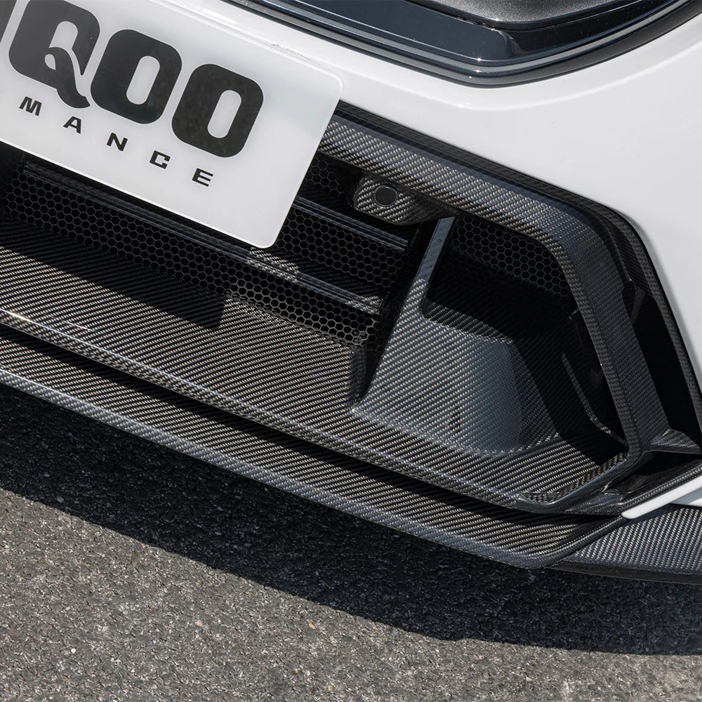 Sooqoo Dry Carbon Front Lower Grille for BMW M5 G90 (2025–Present)