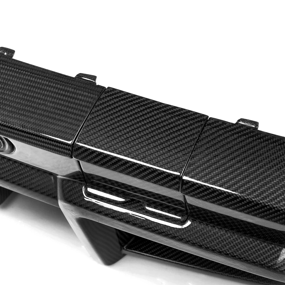 Sooqoo Dry Carbon V1 Rear Diffuser for BMW M5 G90 (2025–Present)