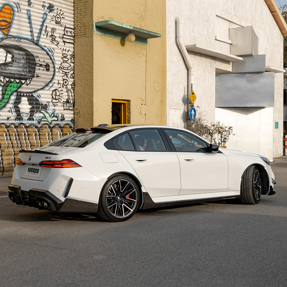 Sooqoo Dry Carbon V2 Side Skirts for BMW M5 G90 (2025–Present)