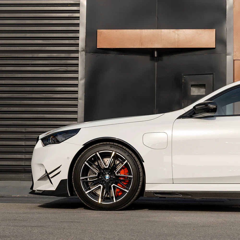 Sooqoo Dry Carbon Wheel Arch Trim for BMW M5 G90 (2025–Present)