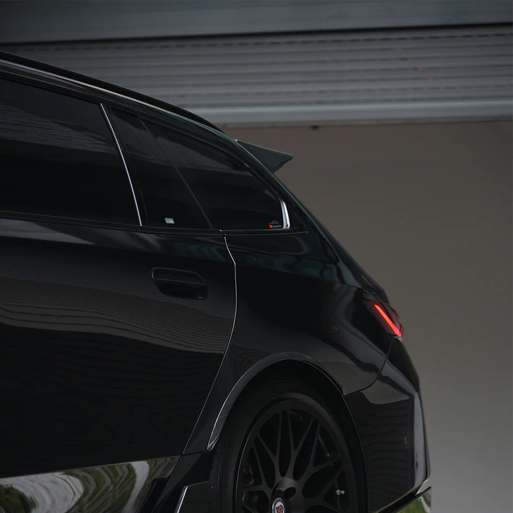 Sooqoo Dry Carbon Top Spoiler for BMW M5 G99 (2025–Present)