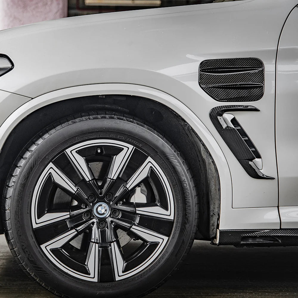 Sooqoo Dry Carbon Charger Cover for BMW iX3 G08 (2020–Present)